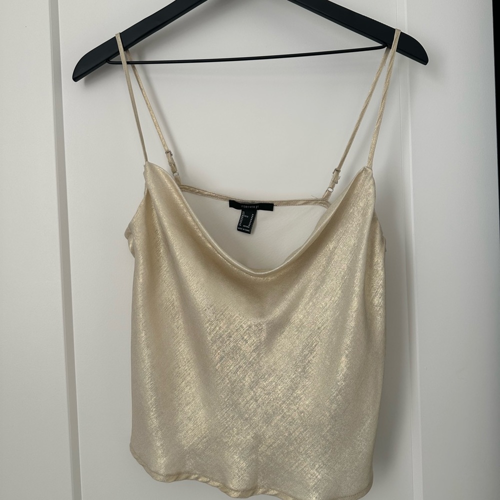 Sparkled top